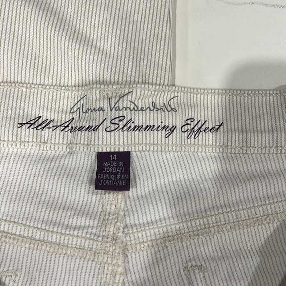 Striped Gloria Vanderbilt sliming pants - Picture 5 of 8